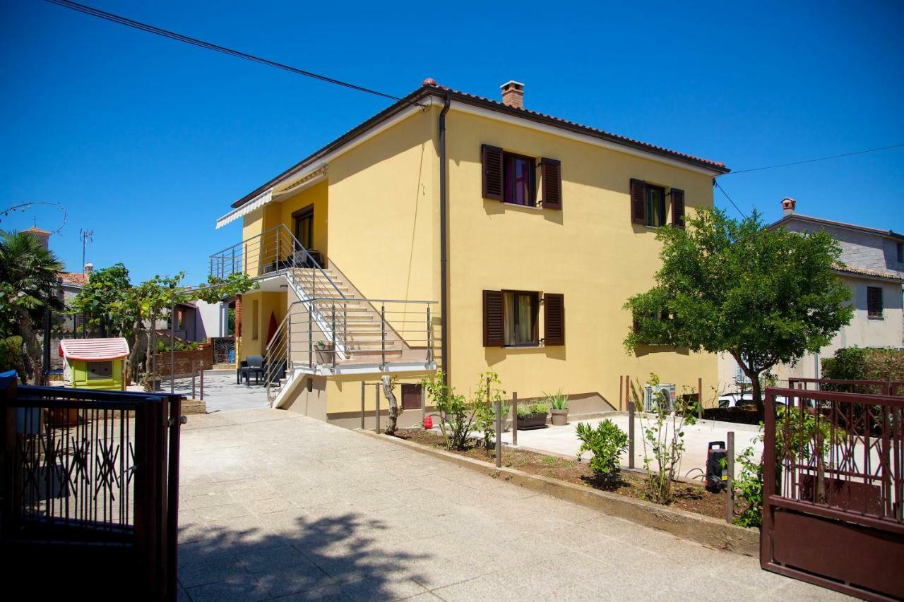 Apartments Polenta Rovinj Exterior photo